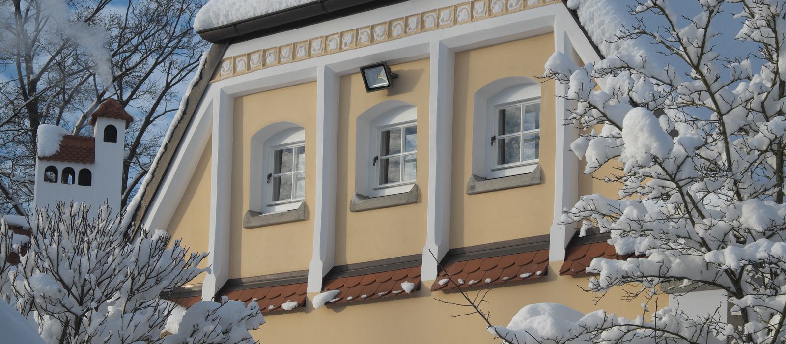 Villa als Beispiel für eine Immobilie im Nachlass