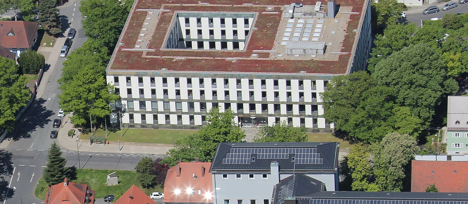 Justizgebäude mit Amts- und Landgericht in Weiden, Luftbild